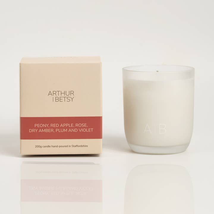 Vela en tarro con forma de peonía, manzana roja y rosa en tarro de cristal esmerilado, 200 g para venta al por mayor de Arthur Betsy