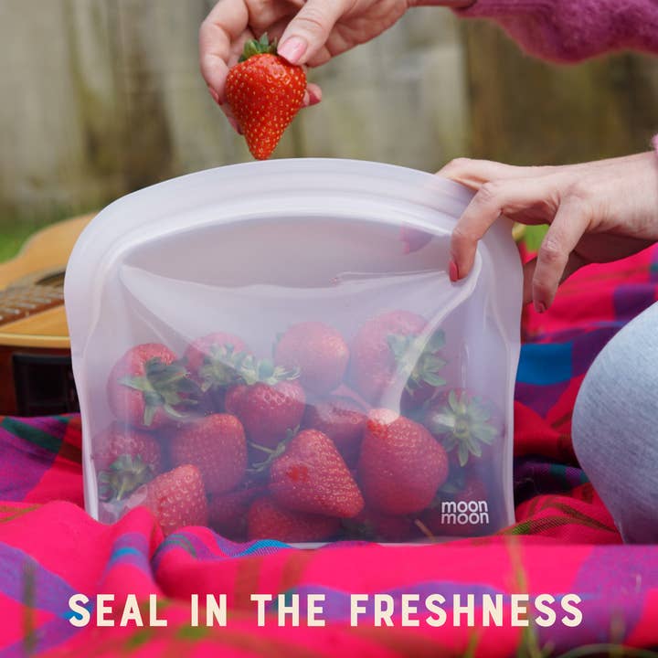 Moonmoon - Wholesale Food storage wrap/bag - Reusable SIlicone Food Bags - XL Curve 2000ml1