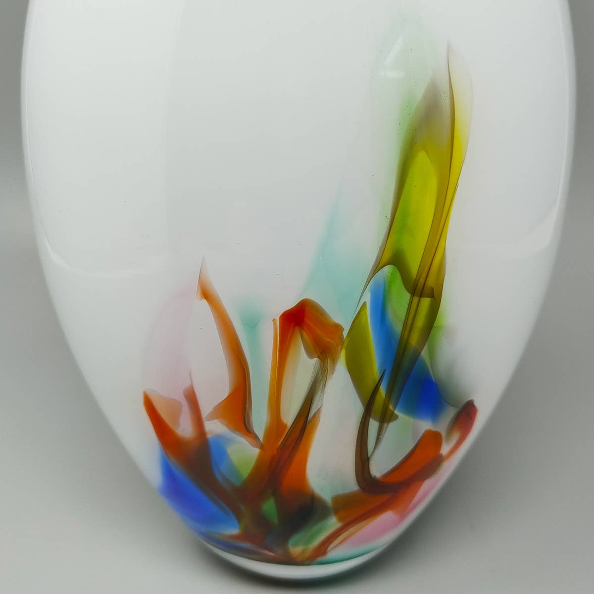 MadInteriorArt - Wholesale Vase - Splendid Vase from the 1970s Handcrafted in Murano Glass.6