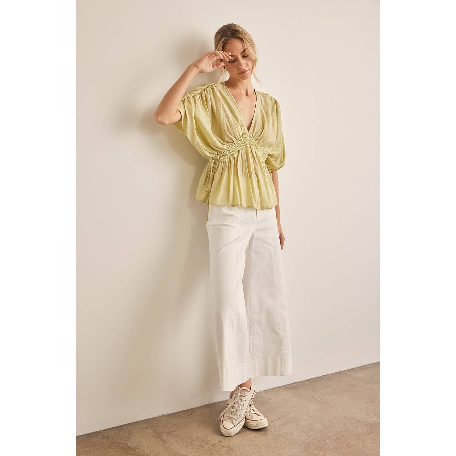 in february - Wholesale Blouse - Women's - RUFFLED KIMONO BLOUSE IN CRINKLED FABRIC4