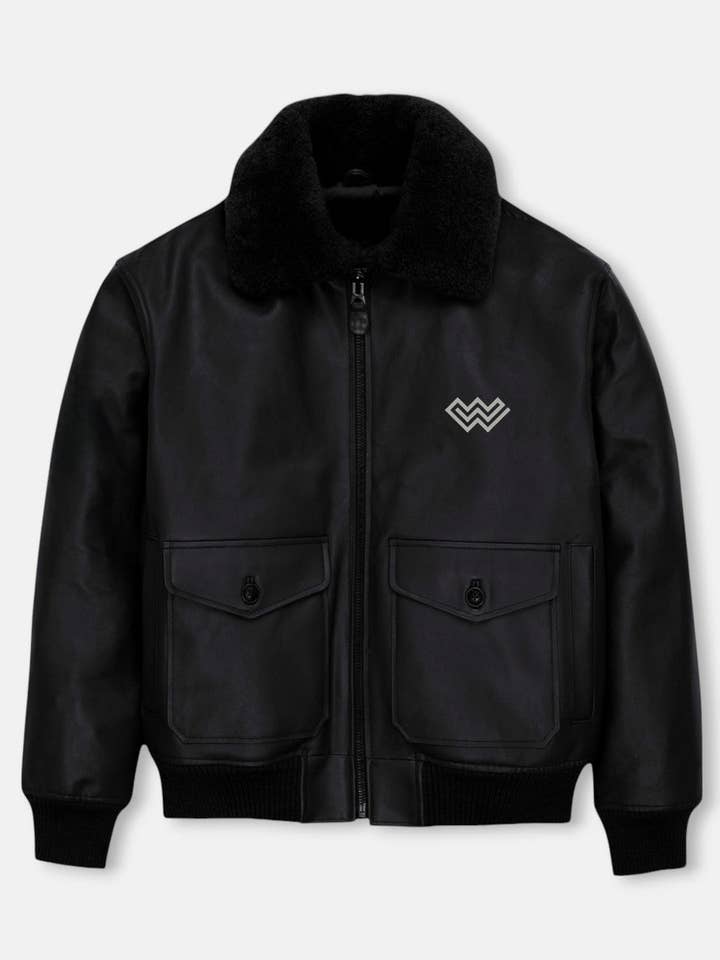 Bomberjacke aus veganem Leder in Tiefschwarz für den Großhandel von Wleti