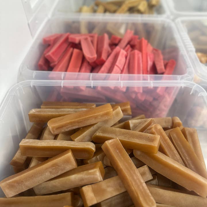 Apex Pet Products (Meaty Bubbles) - Wholesale Pet Treats - Dog - Yak Chews Medium size -  5kg bags - Multiple Flavours 0