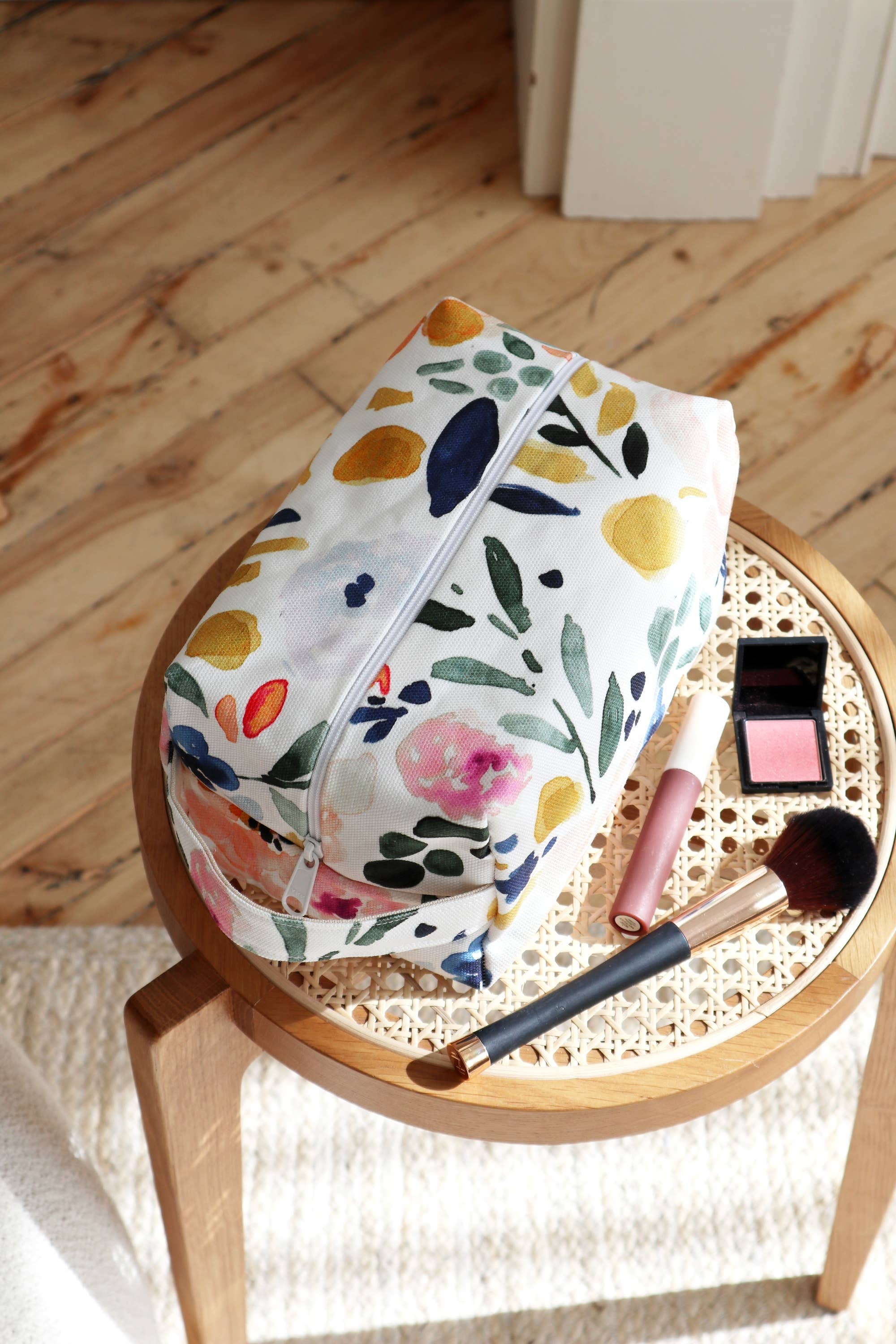 Freon Collective - Wholesale Makeup/Cosmetic Bag - Makeup Bag - Sierra Florals4