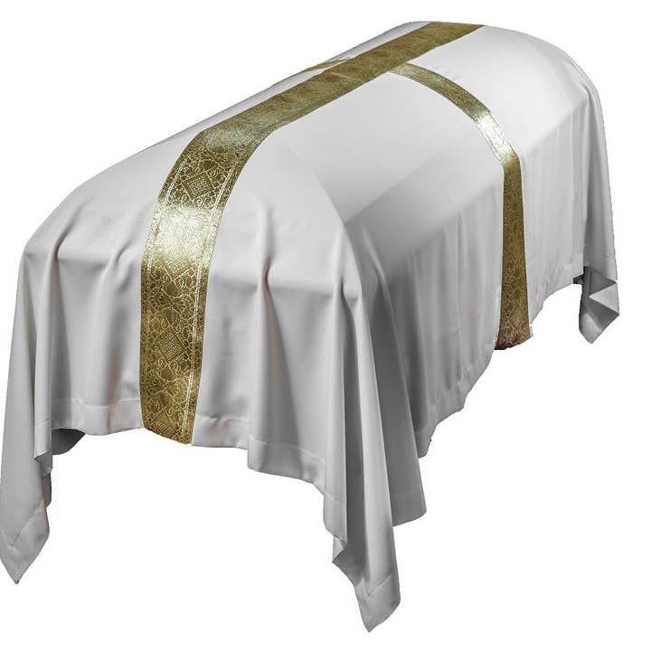 mds - Wholesale Flag - 075 Gold Cross Funeral Pall1