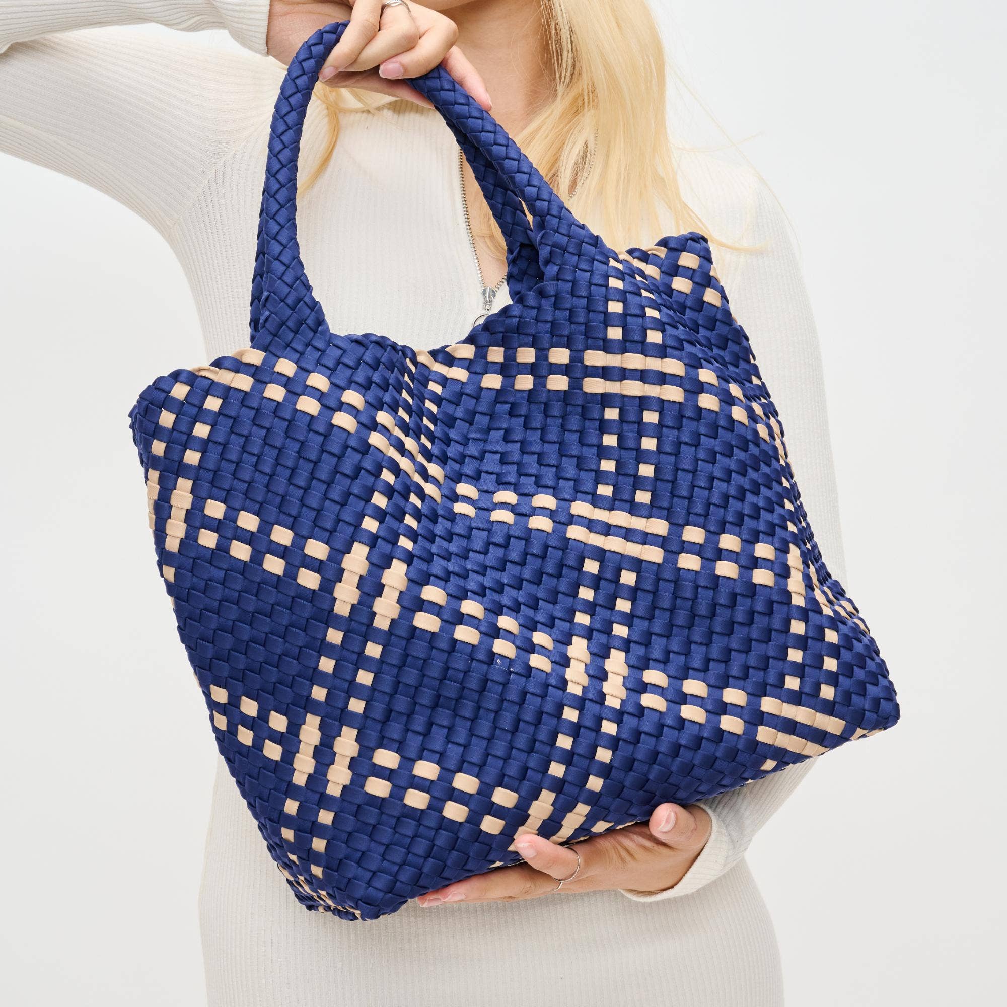 Sol and Selene - Vendita all'ingrosso Borsa tote - Donna - Borsa Media in Neoprene Intrecciato "Sky's The Limit"151