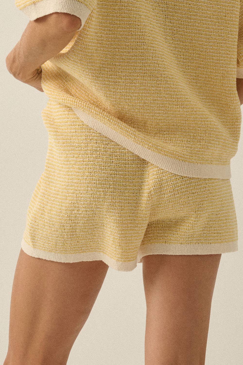 Promesa USA - Wholesale Shorts - Women's - Striped Knit Wide-Leg Drawstring Sweater Shorts36