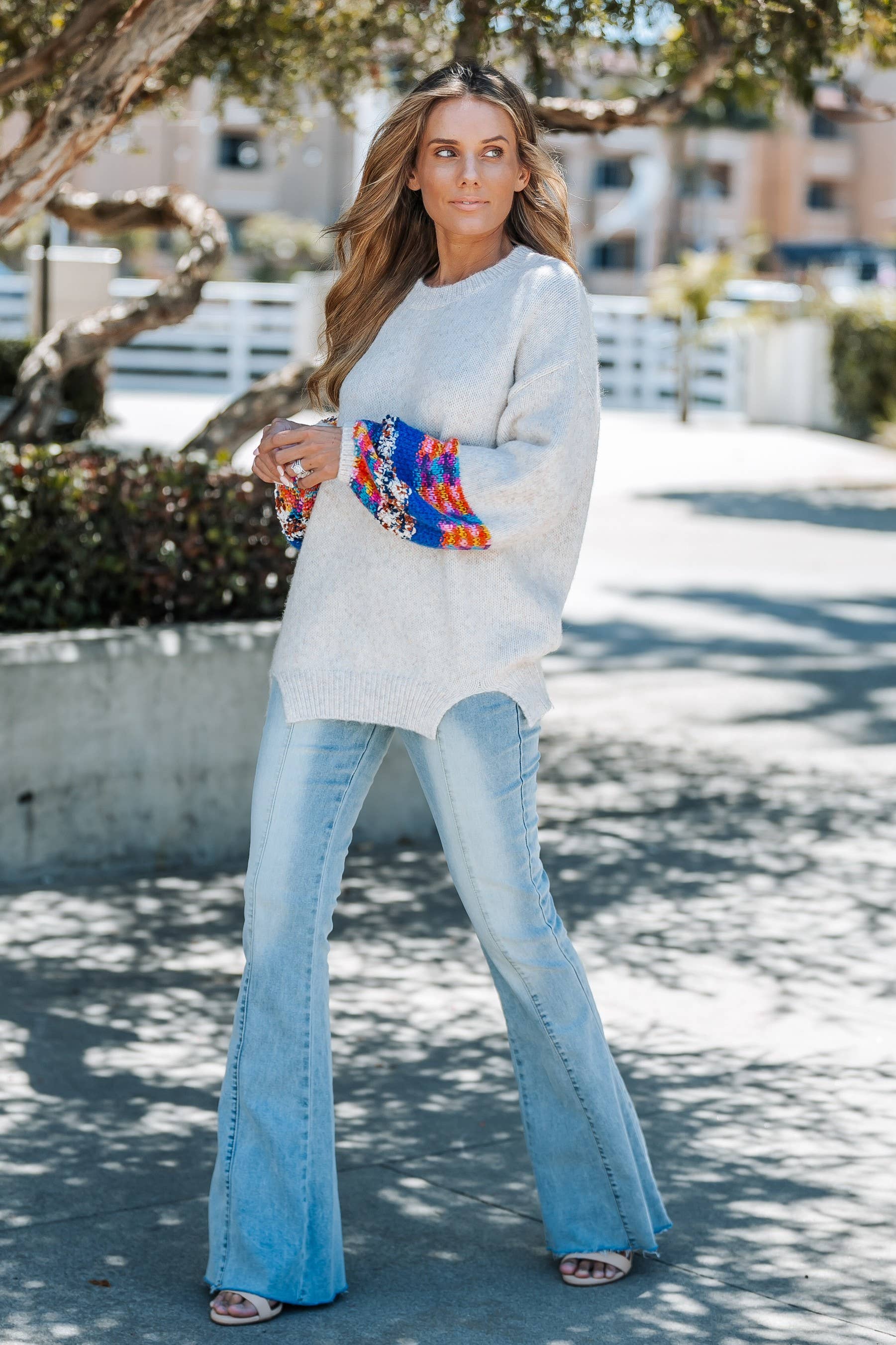 Havre Sweater-top med flerfarvet detalje for engroshandel på Faire4