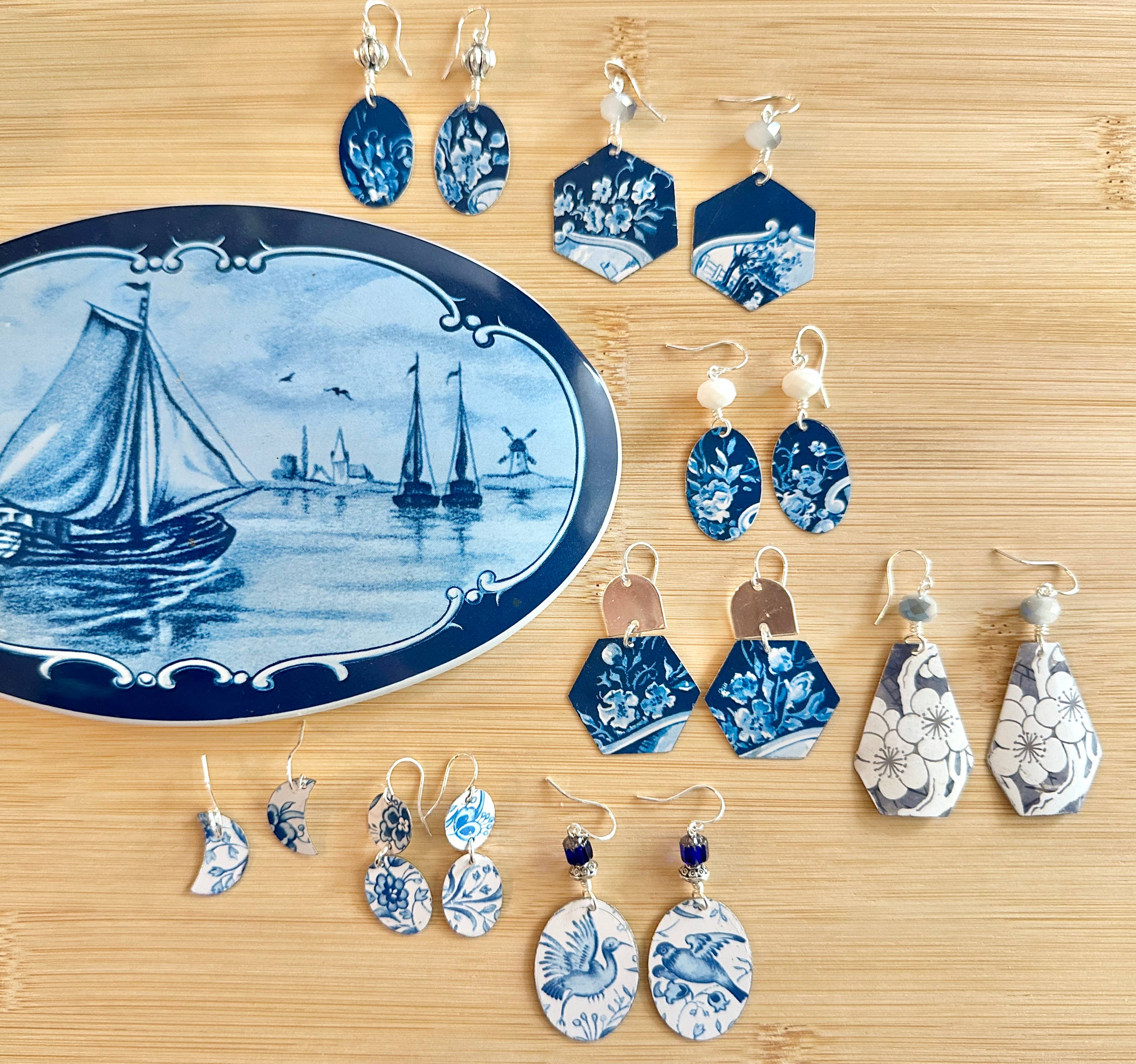 TTE Designs - Wholesale Dangle Earrings - Blue and White Chinoiserie Inspired Vintage Tin Earrings3