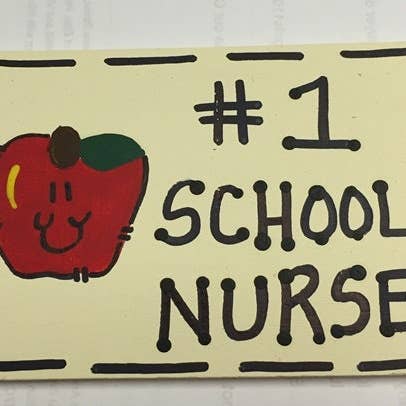 a3200 - Infirmière scolaire n° 1 pour la vente par Nannie and B's Crafts