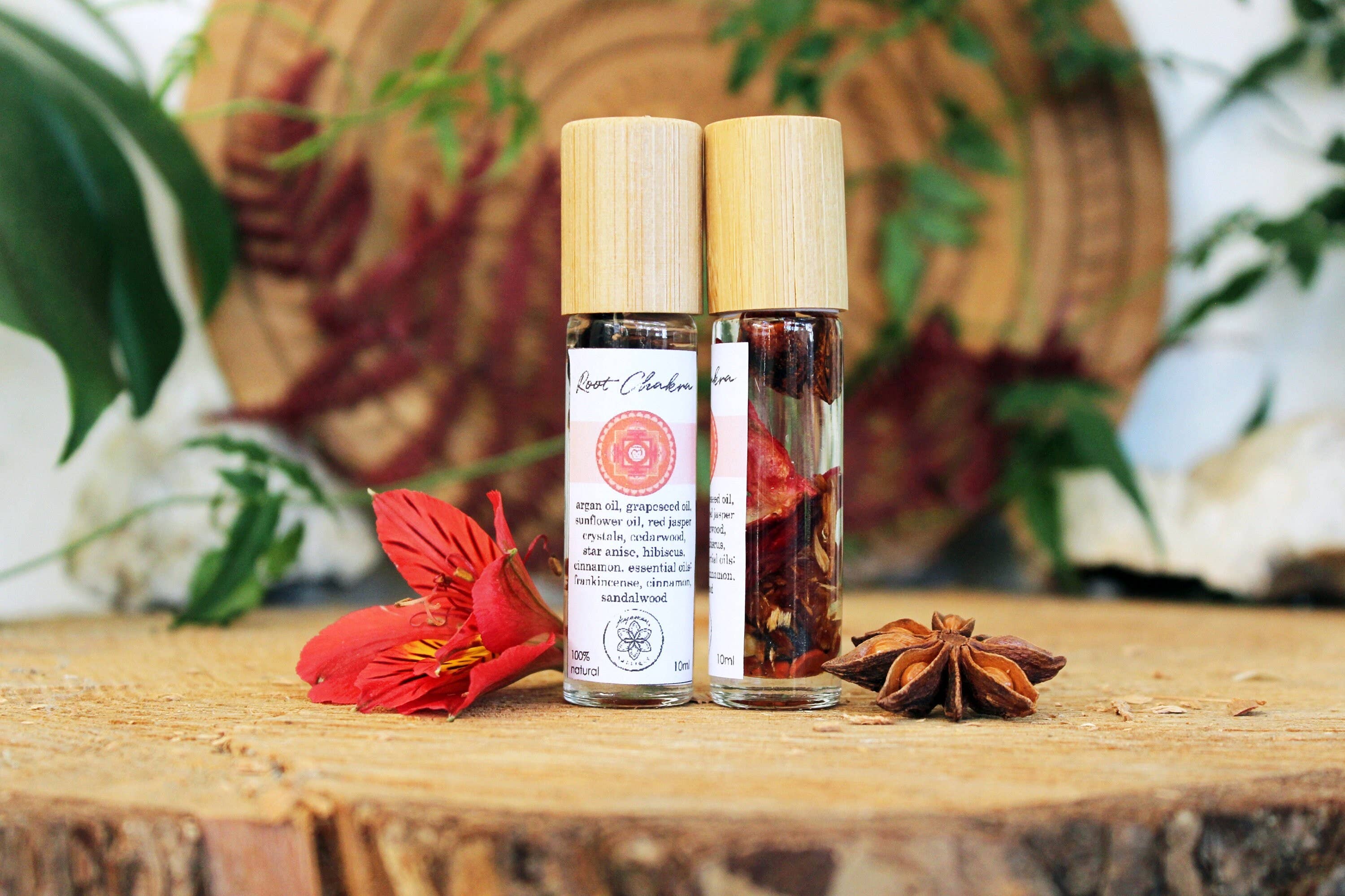 Ayamani Naturals – Großhandel Ätherisches Öl – Wurzelchakra-Balanceöl mit Kräutern und Kristallen