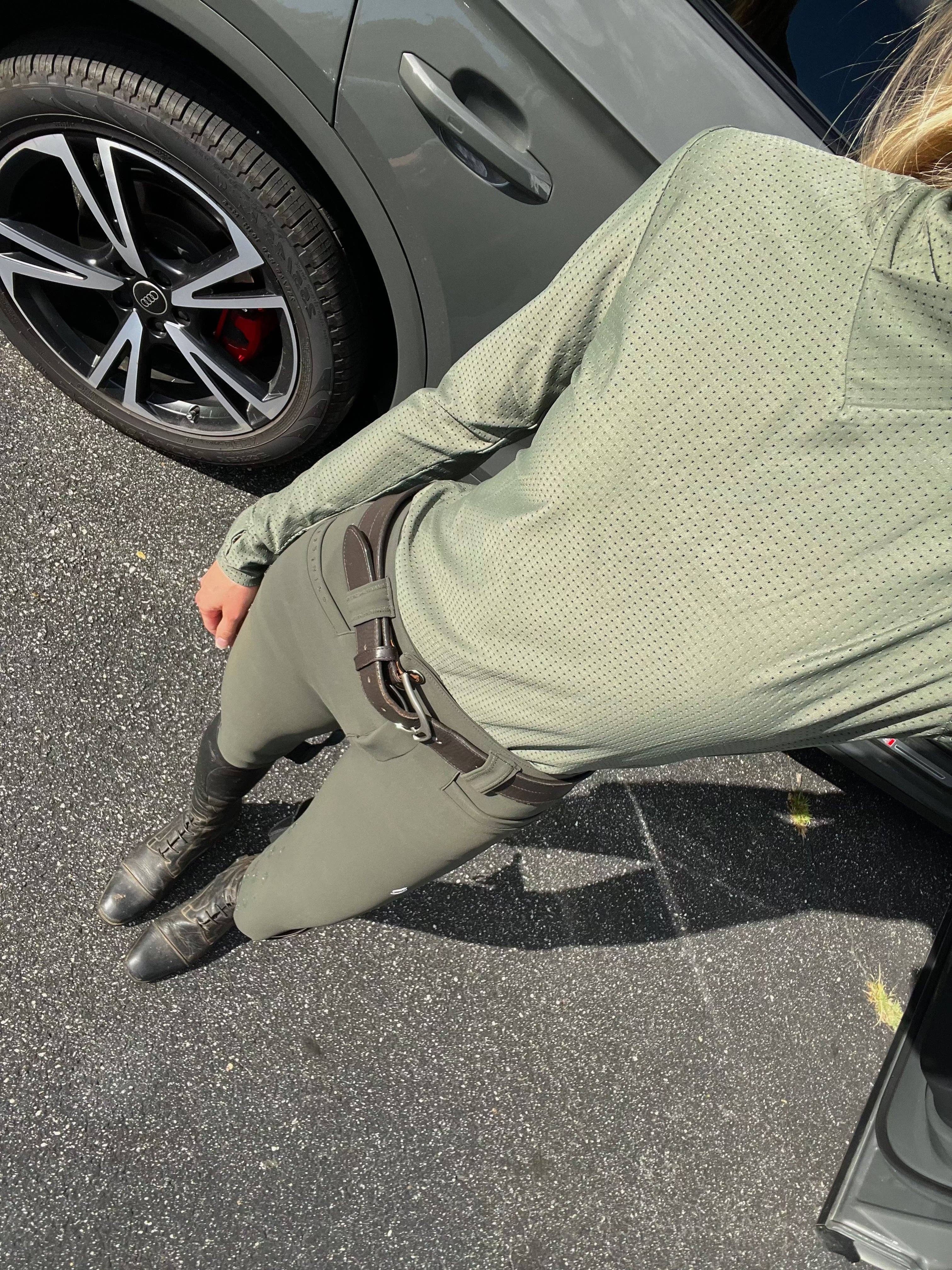 Juliette High Compression Breeches | Hunter Green for wholesale on Faire3