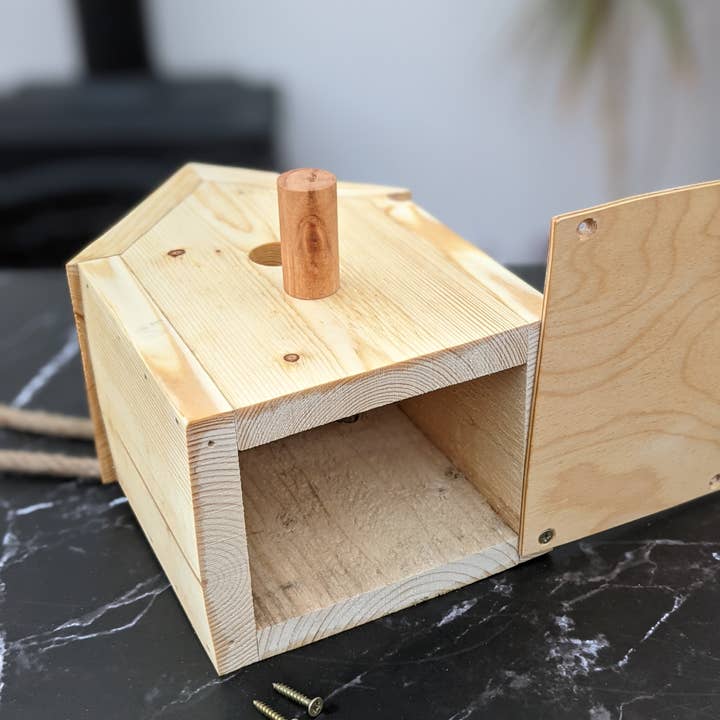 Vale Woodcraft - Wholesale Bird Feeder - Trial Collection 2 - Bird Feeders and Houses11