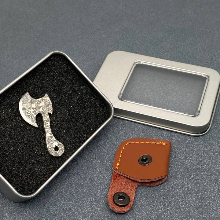 Pattern Damascus Steel Mini Axe with Cover and Metal Box for wholesale by Mio Queena