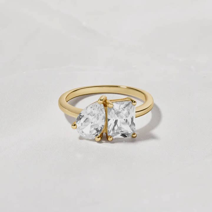 Bague Virale de Flammes Jumelles pour la vente par Karen Cole Timeless Treasures