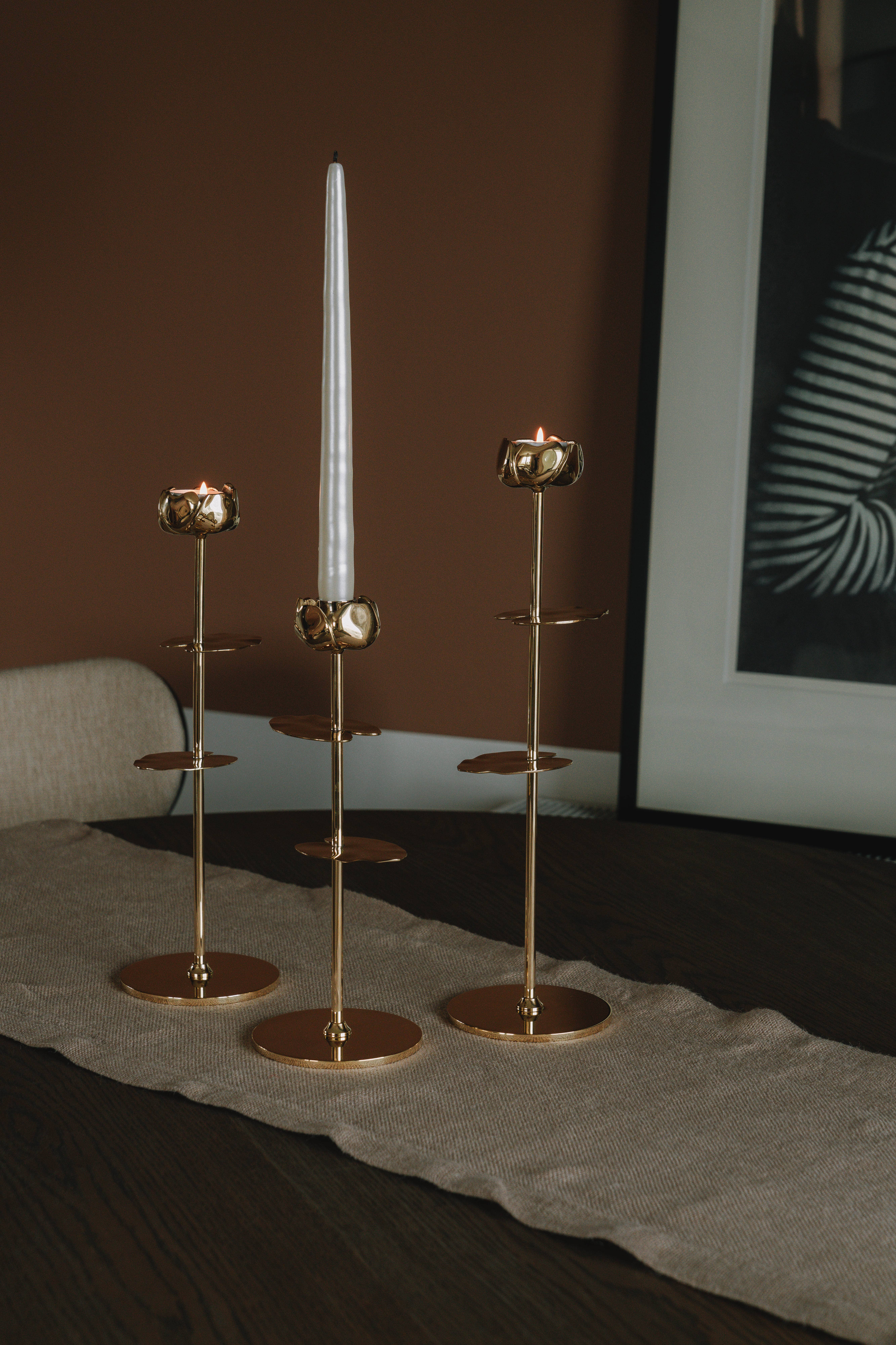 Gold Ninfea Alta Candlestick - 40cm for wholesale on Faire1