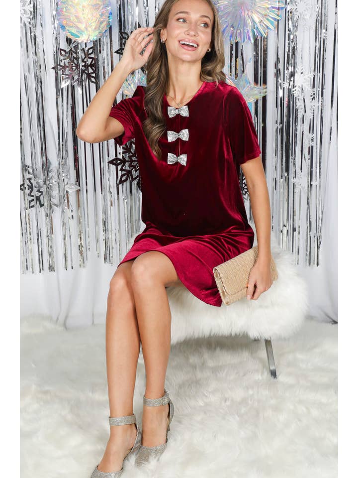 Vine & Love - Wholesale Dress - Women's - Sparkling Sequin Bow Embellished Velvet Dress VD827379
