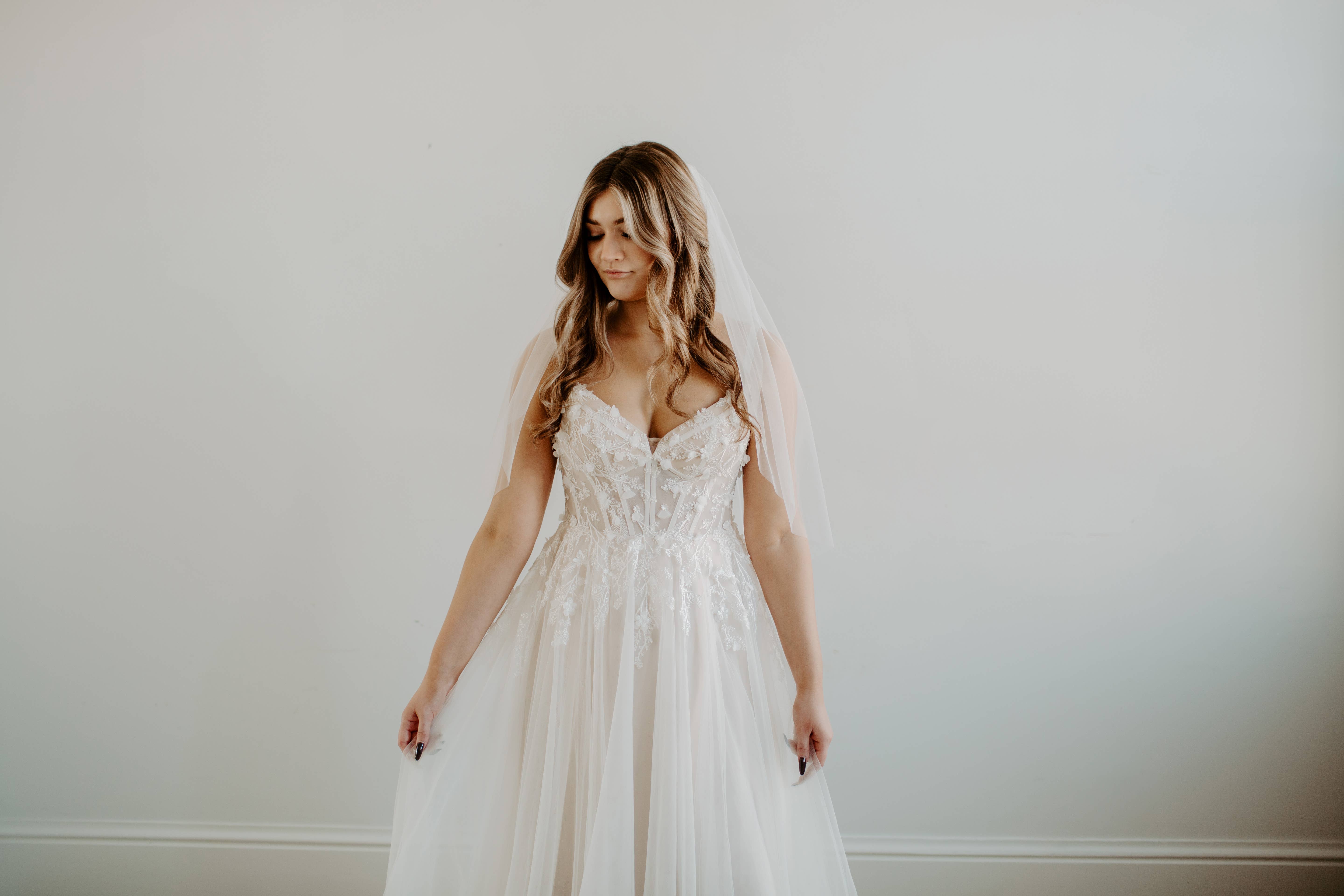 Ruffled Rose Veils - Wholesale Veil - Women's - Soft Waist Length Veil (30 Inches)2