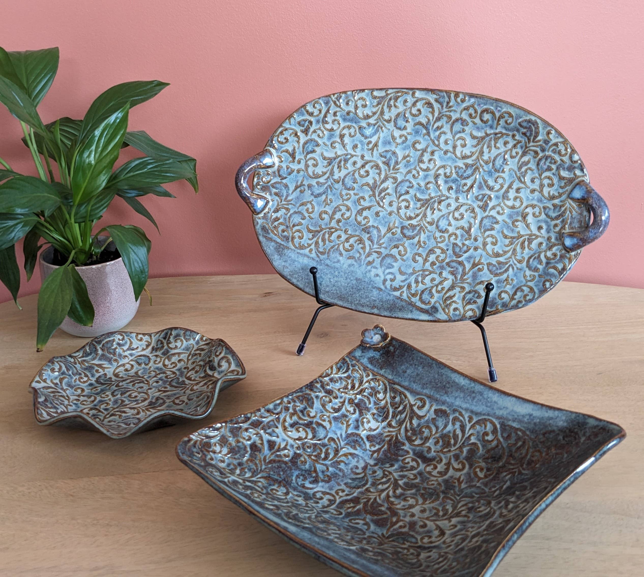 LES POTERIES DE SHAKTI - Wholesale Decorative Plate/Dish/Bowl - “Midnight Blue” Oval Stoneware Dish4