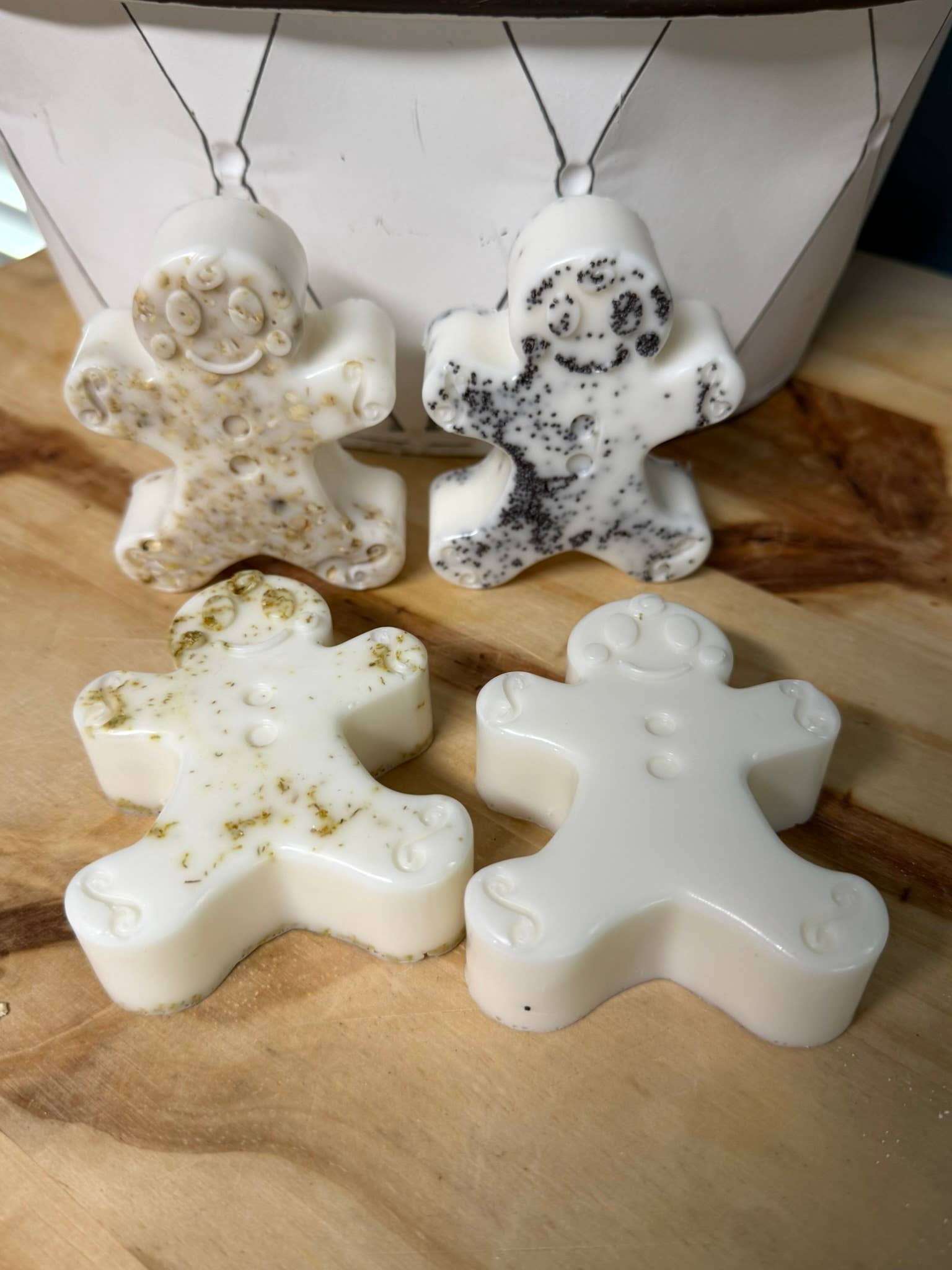 Finleys Farms - Wholesale Bar Soap - Finley’s Farms Goat Milk Soap – Christmas Holiday Shapes15