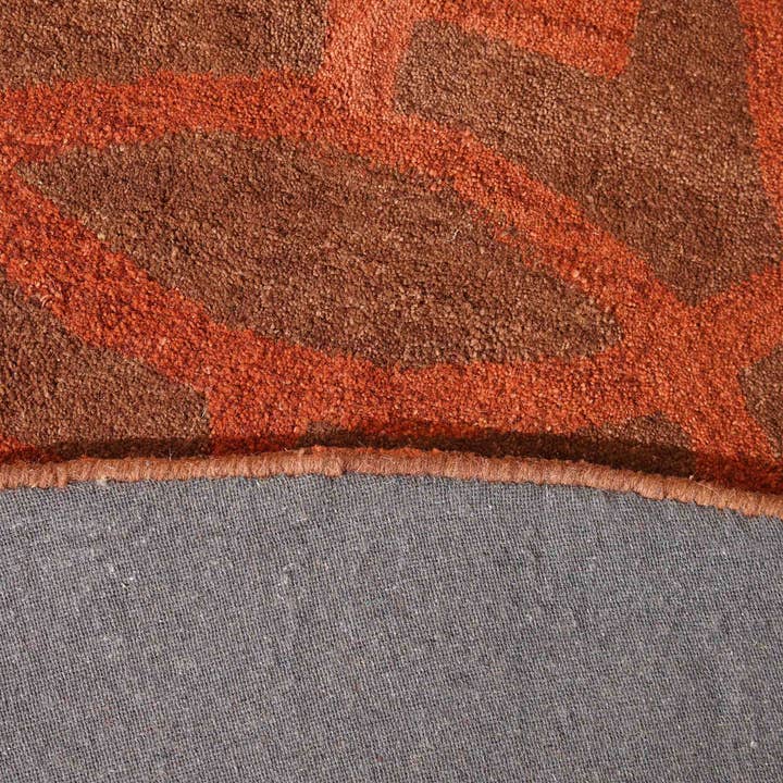 Hand Tufted Wool Round Area Rug Brown Orange K00239 for wholesale on Faire4