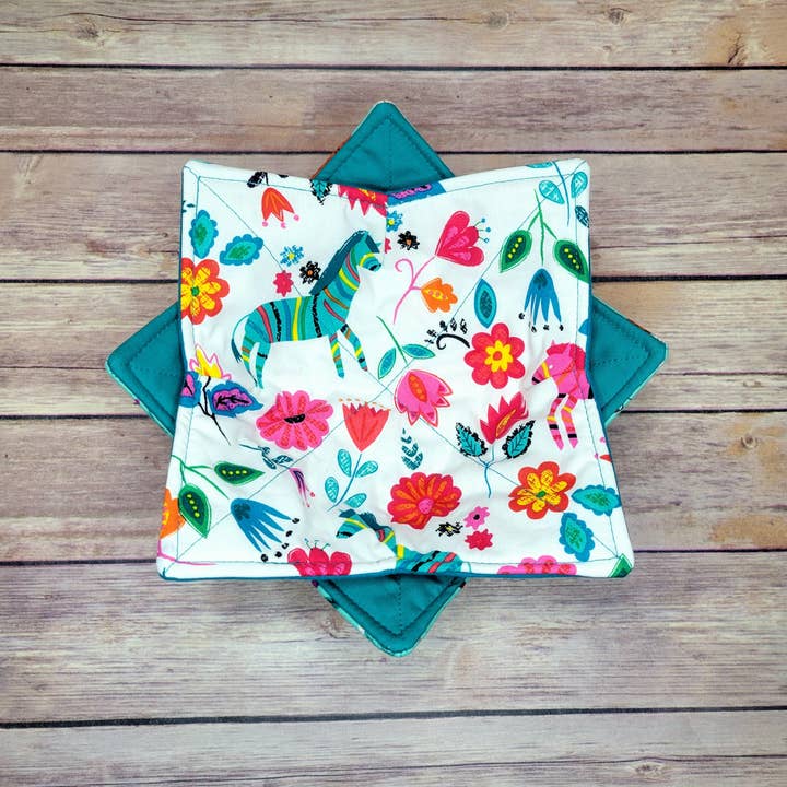 Burpie Bibs Boutique - Vente Gants de cuisine/maniques - Bol de printemps douillet | Dessous de plat floral | Fleur Fleurs Abeille Abeilles18