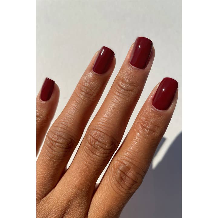 Cirque Colors - Wholesale Nail Polish - Rouge Rockefeller