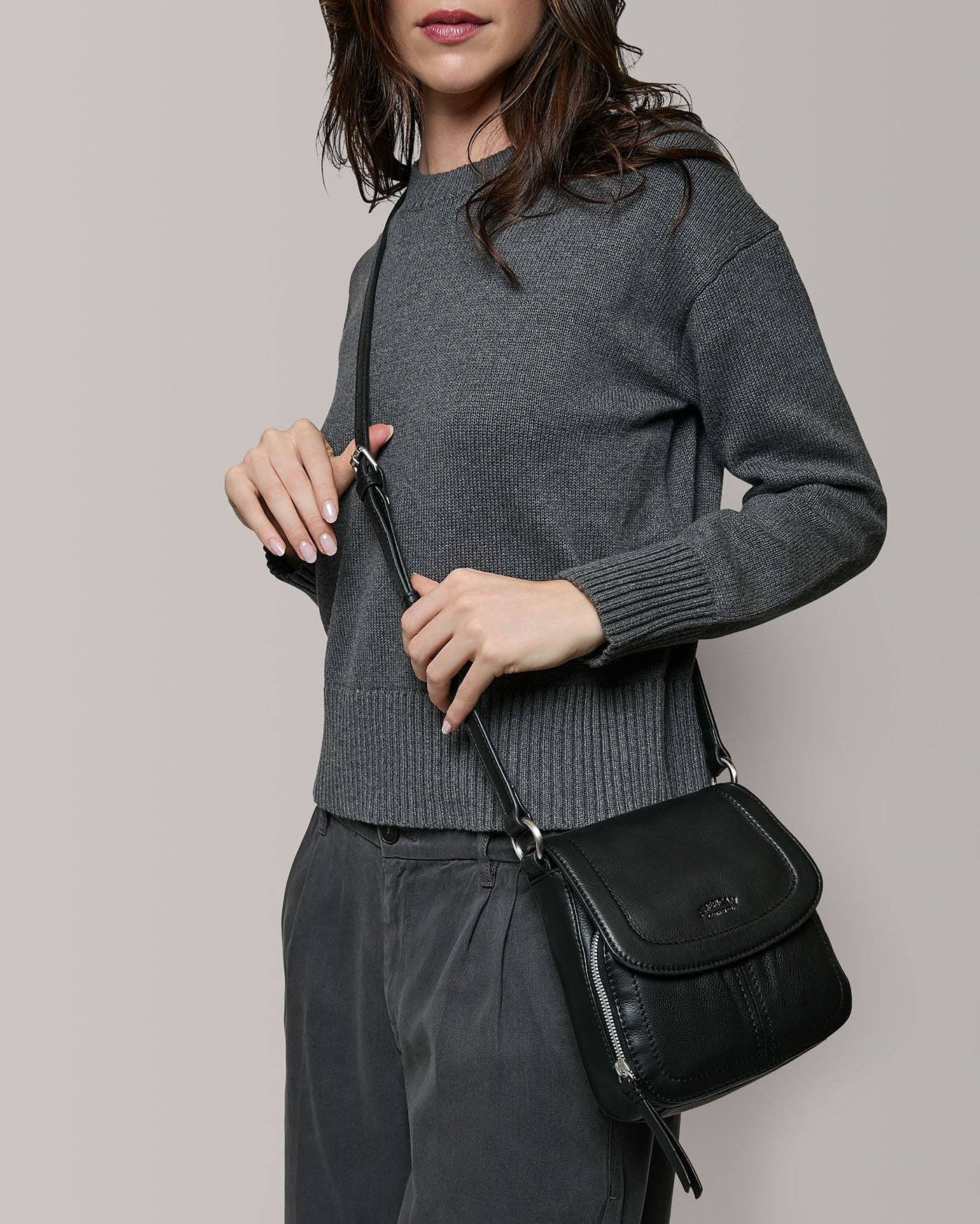 American Leather Co - Wholesale Crossbody Bag - Women's - Marino NS Crossbody27