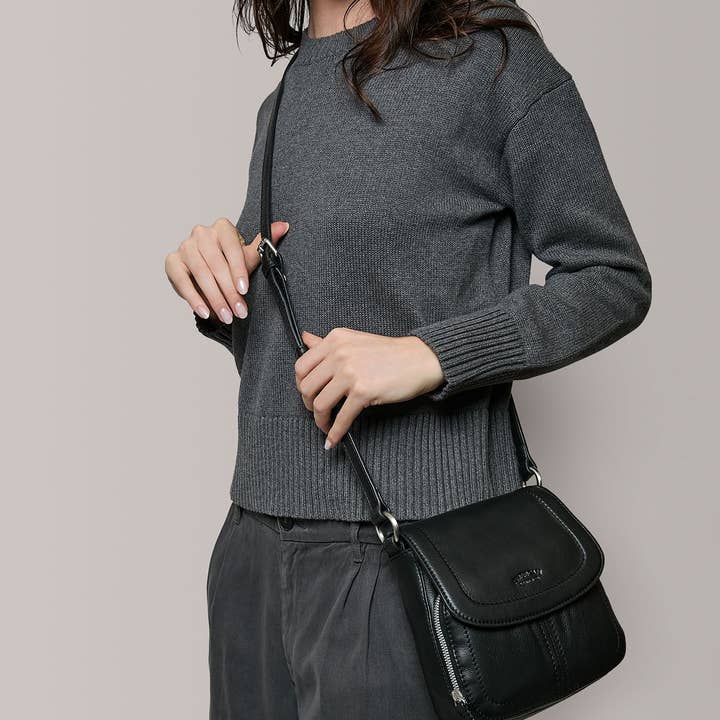 American Leather Co - Wholesale Crossbody Bag - Women's - Marino NS Crossbody27