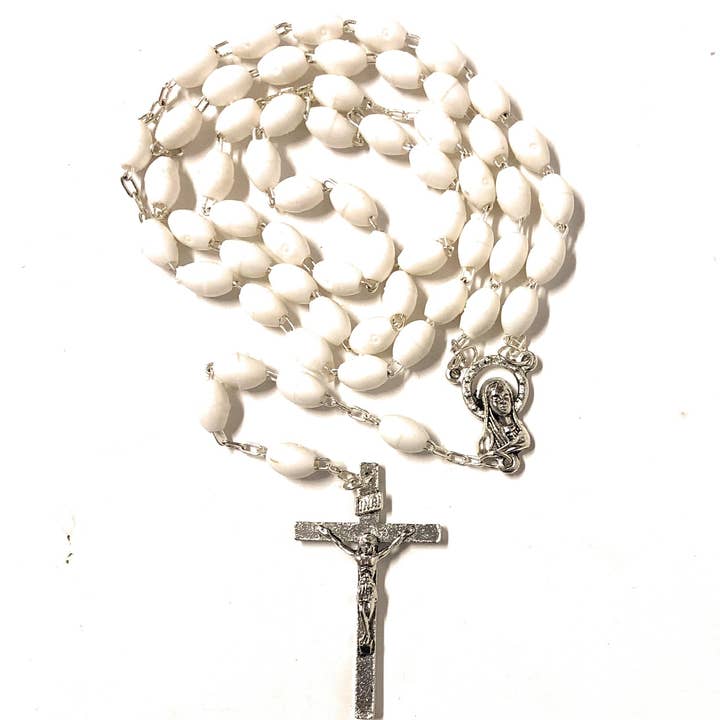 Costa Articoli Religiosi - Wholesale Prayer Beads Necklace - White plastic rosary mm. 8x60