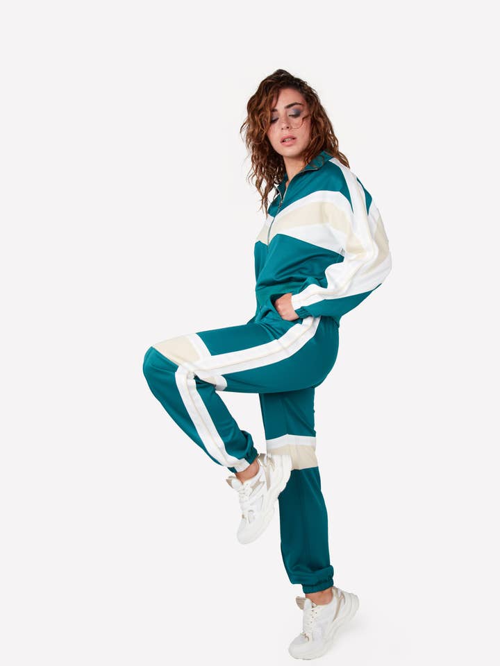 JAYLOUCY - Wholesale Tracksuit - Women's - Abby Jayloucy Ensemble4