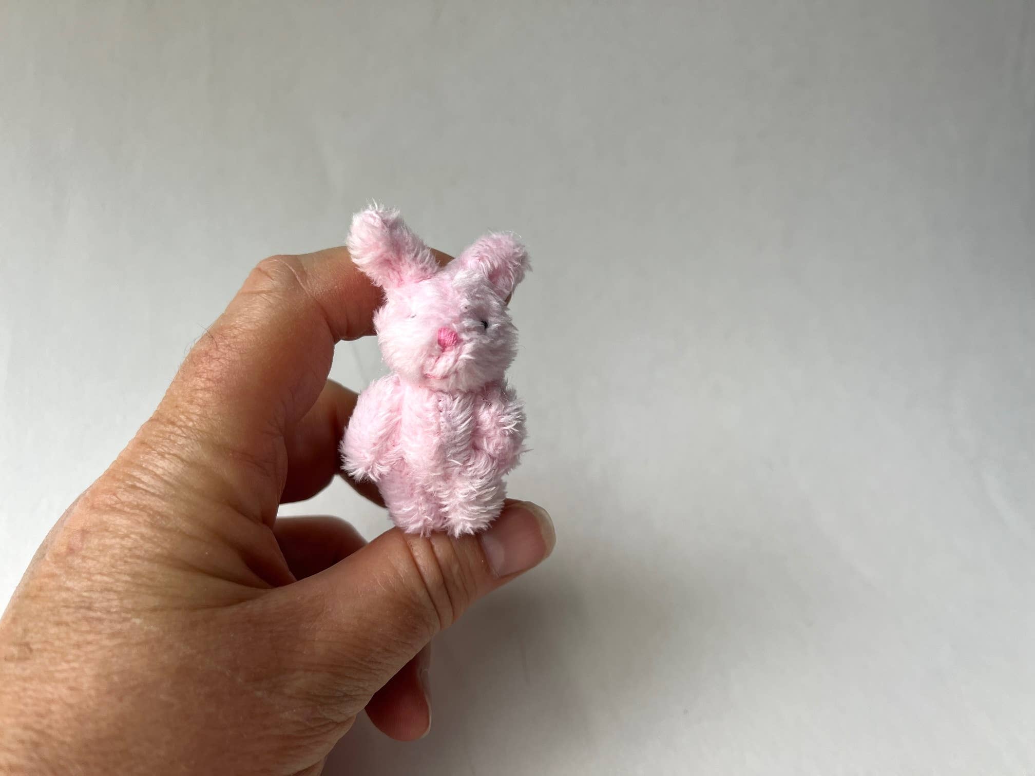 The Gifted Rat – Engroshandel Plyslegetøj - Børn og baby – Lille lyserød plyskanin.5