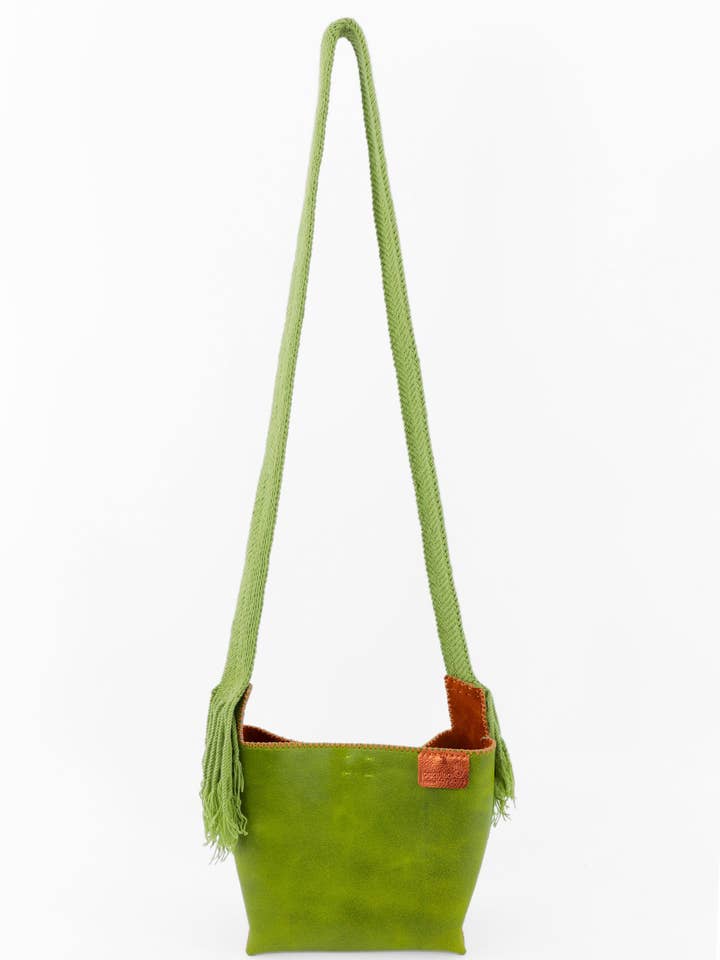 PIAMA TOTE BAG KLEIN / APFELGRÜN - ORANGE #220021 für den Großhandel von Joaquina Cayetana