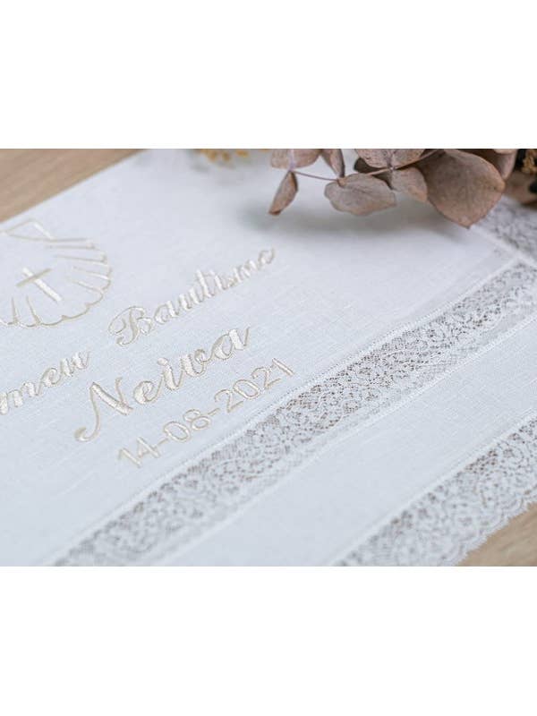 Personliggjort dåbsklud - Paris for engroshandel hos Borda y Más Complementos Infantiles, S.L.