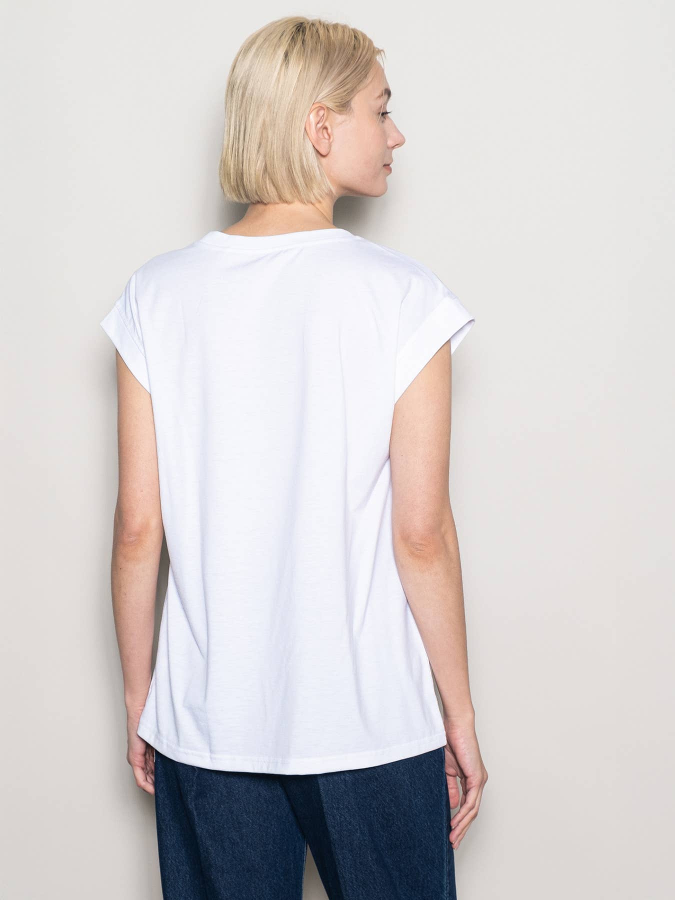 Elloh Collection - Wholesale T-Shirt - Women's - Oversized Soft Touch Crew Neck Muscle Tee Shirt6