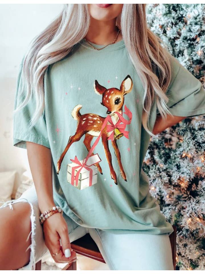 Peach Closet - Wholesale Screen Printed T-Shirt - Women's - Vintage Deer With Gift Tee