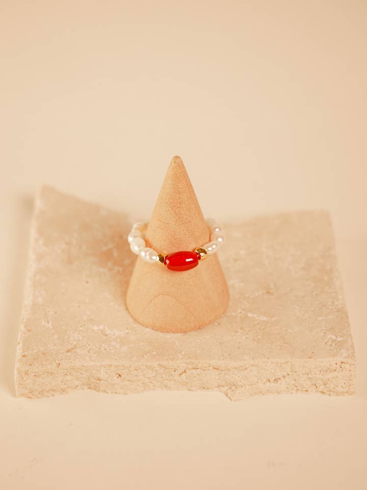 Carnelian Freshwater Pearl Ring for wholesale by the great blossom