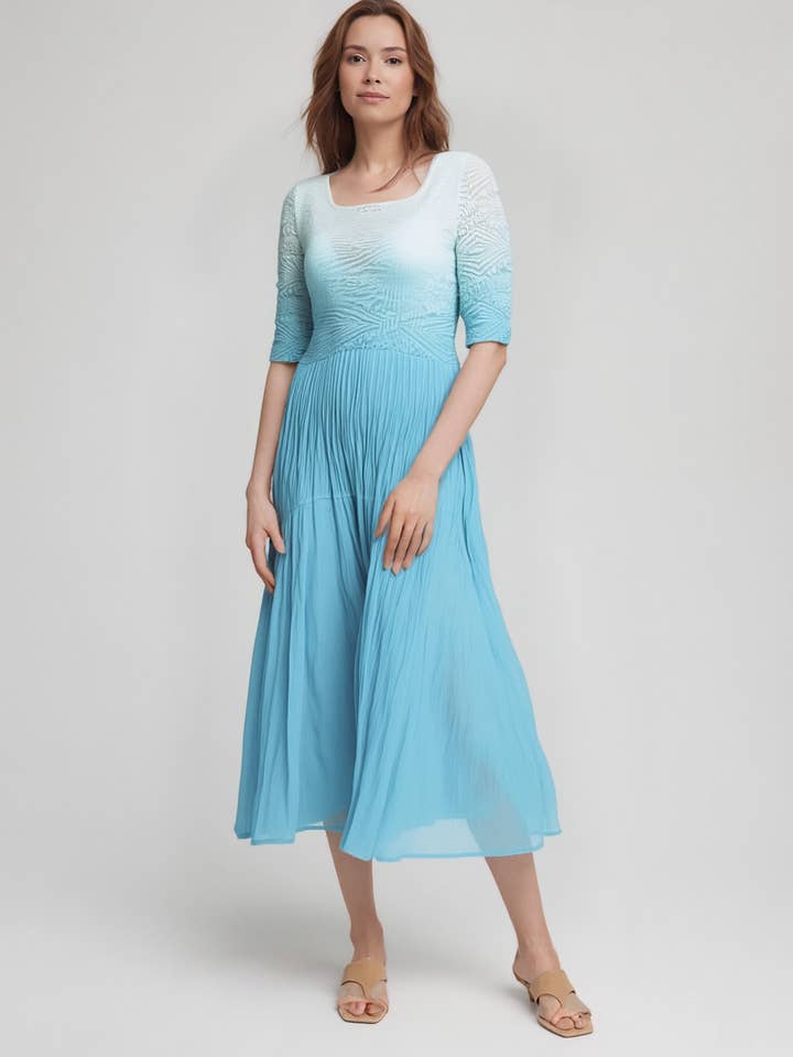 Pleated dress with 3/4 sleeves Ombre effect (sky blue) for wholesale by Ellyndale