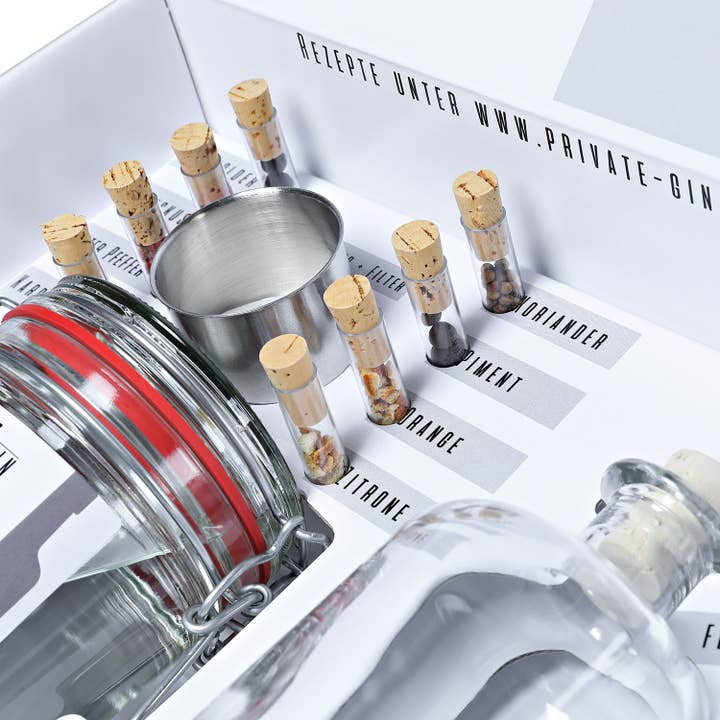 Bembel Gin, Private Gin, Hessisch Whisky, Superhero Spirits - Wholesale DIY Drink Kit - Private gin kit
