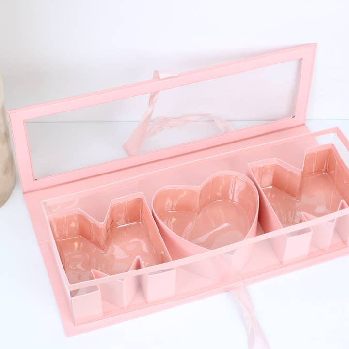 Elegant Design Supply – Caixa de presente por atacado – Caixa de Flores 'MÃE' para o Dia da Mãe com Tampa de PVC Transparente, Forro de Plástico e Fita de Cetim4