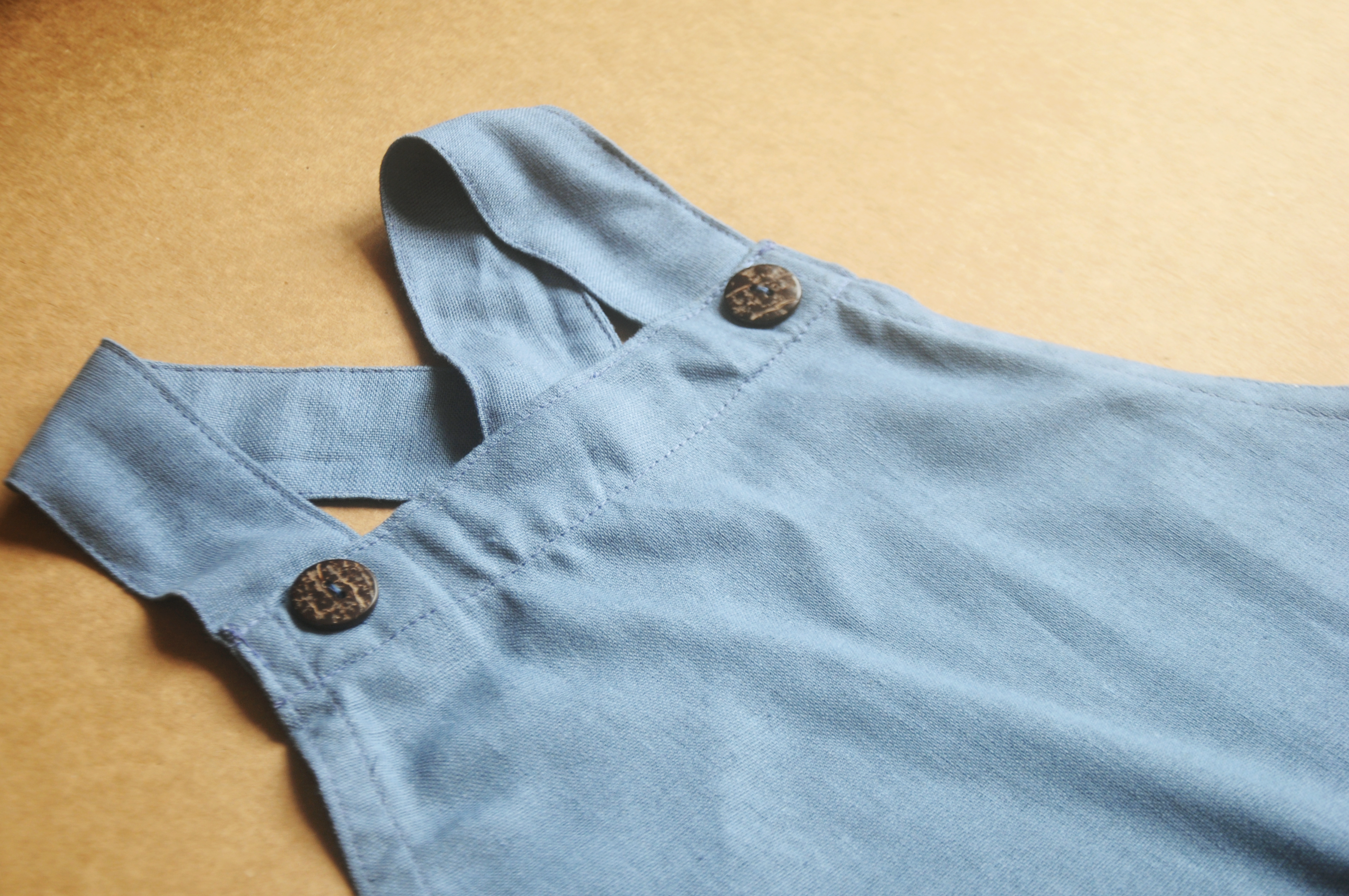 Smilogy Kids Ltd – wholesale Apron – Kids – Denim Blue Kids Linen Apron0