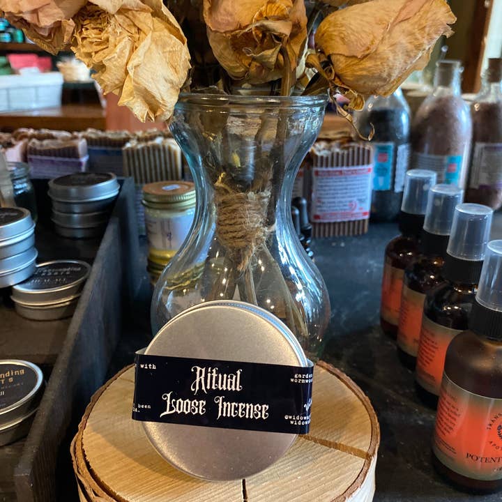 Incenso sfuso rituale per la vendita all'ingrosso da parte di Widow