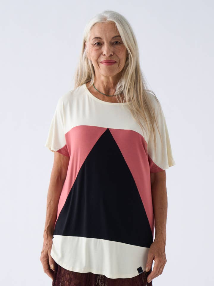 Aequilaterus White Pink T-shirt for wholesale by Pitagora