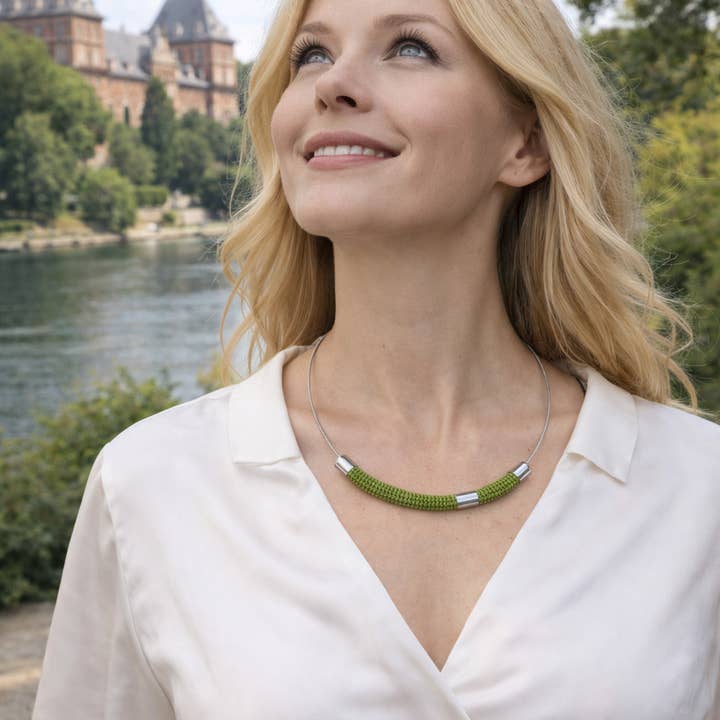 Bomullströja med virkad halsringning för wholesale av Loom Design