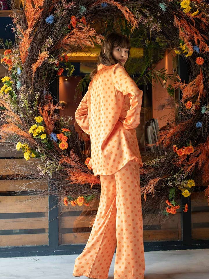 Pantalon Jane orange pour la vente par REZINE PARIS