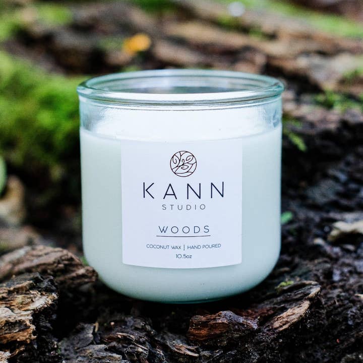 Woods 10,5 oz kaars voor wholesale door KANN Studio