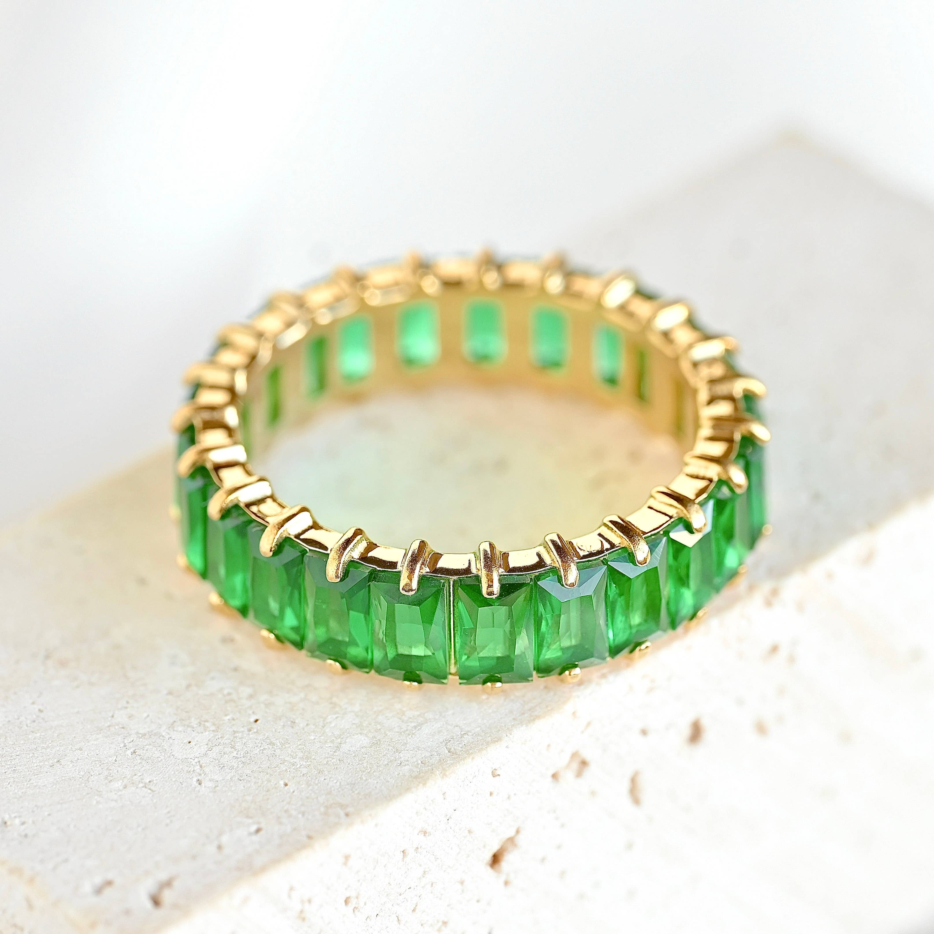 Blueyejewelry – Engroshandel Ring med sten – Bred baguette-skåret diamantring med CZ25