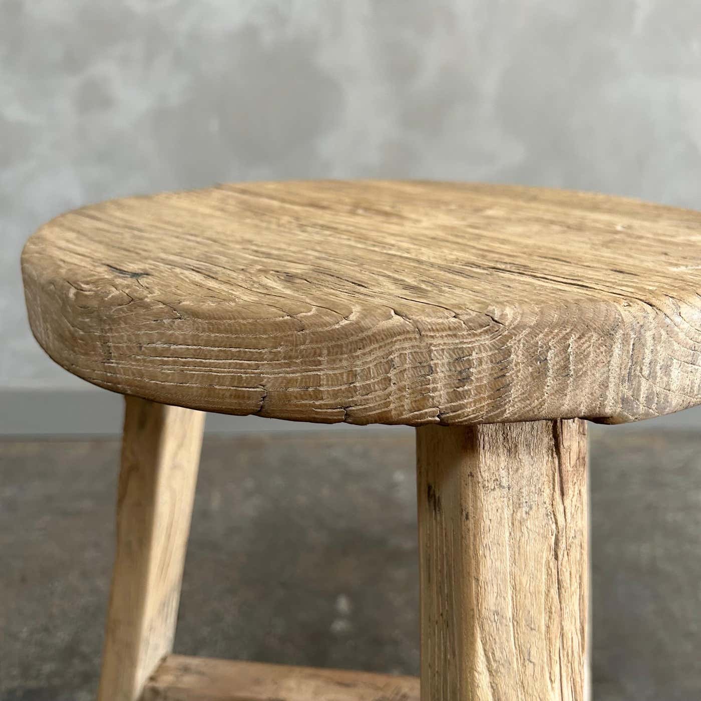 bloom home inc – wholesale Stool – Elm Stool7