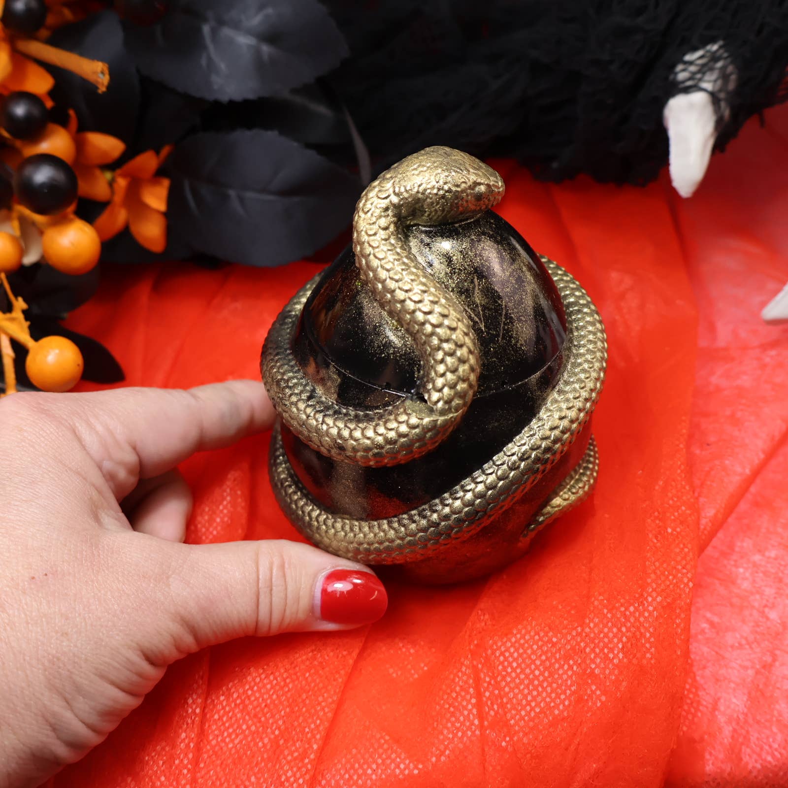 KIZIMA - Wholesale Decorative Box - Black Egg Jewelry Box Wrapped with Golden Snake | Halloween | KIZIMA3