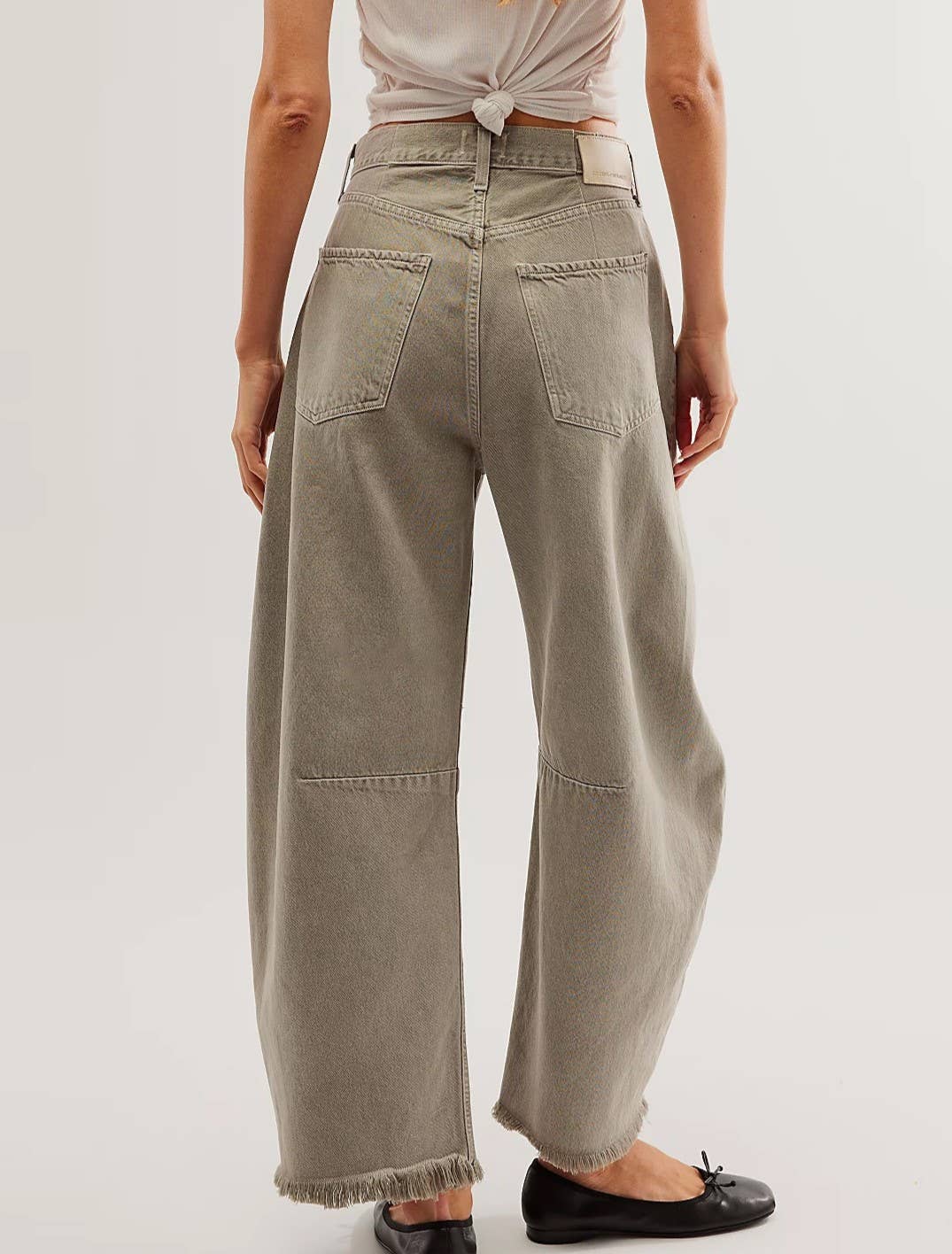 HIDDENBRAND - Wholesale Jeans - Women's - Raw-Edged Panelled Wide-Leg Straight-Leg Jeans6