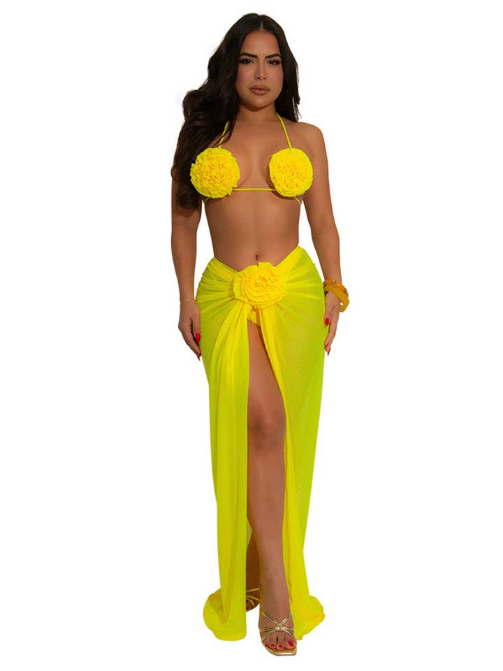 Ensemble de bikini dos nu à fleurs 3D pour la vente par Aria Romance